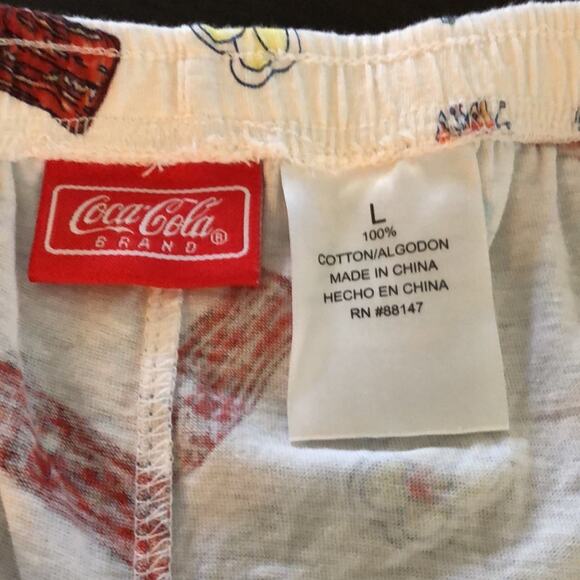 Coca-Cola Brand Knit Print Sleepwear Boxer Shorts Juniors Size Large - Picture 3 of 3